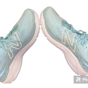 New Balance Women’s Fresh Foam X860 V12 Running Shoes